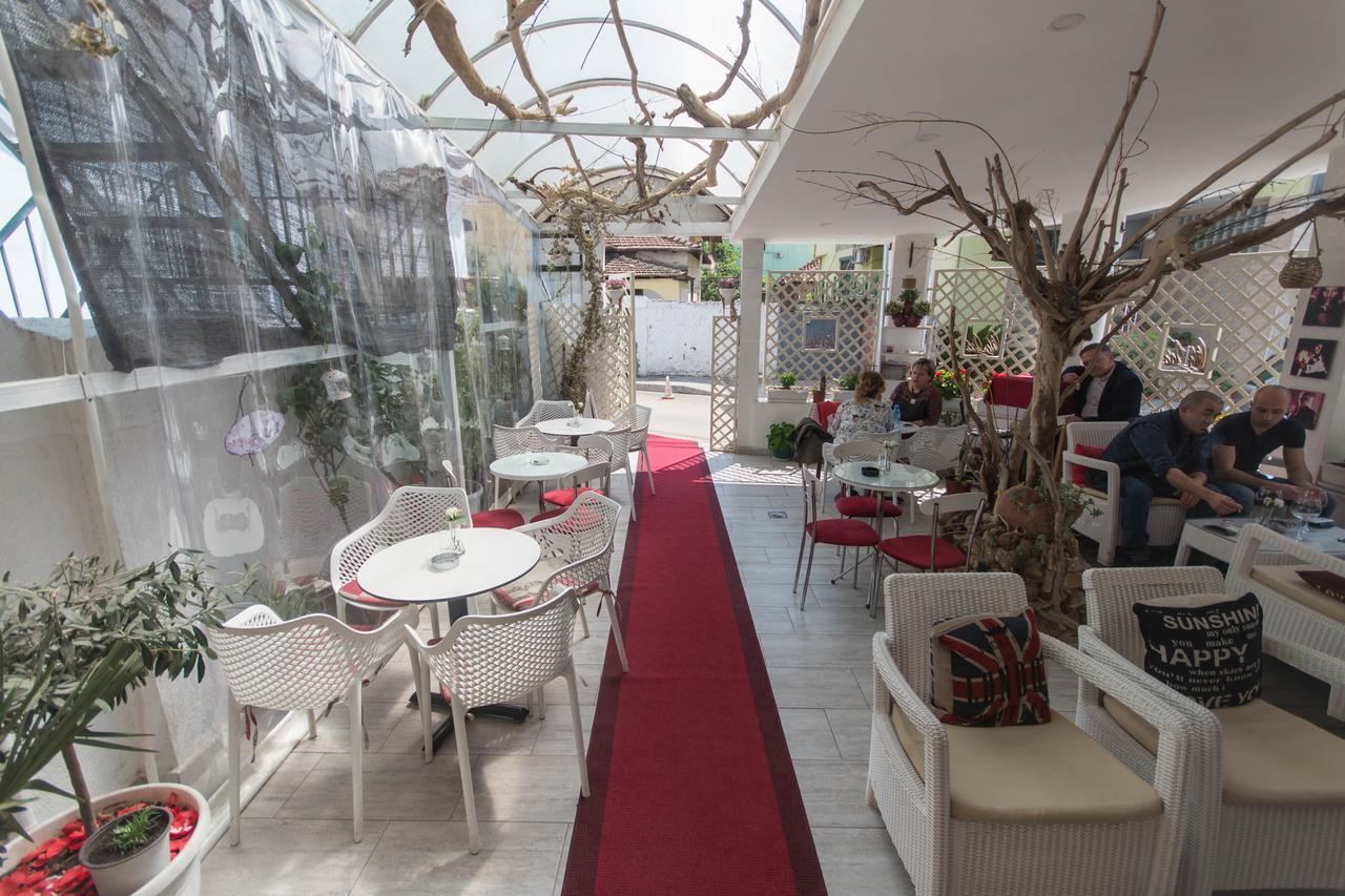 Hotel Ada